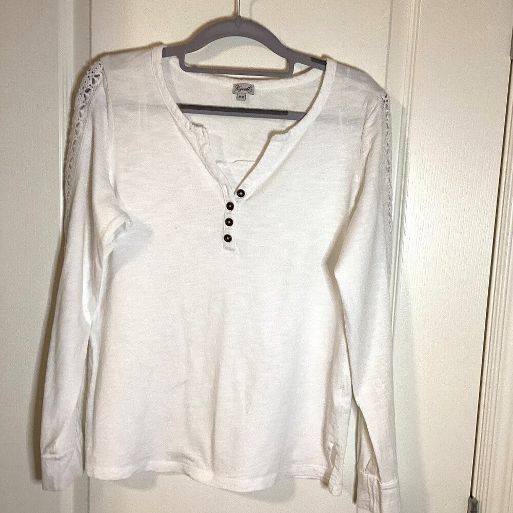 Kismet Women's Long Crochet Detail Sleeve White Top Size M Cotton & Modal